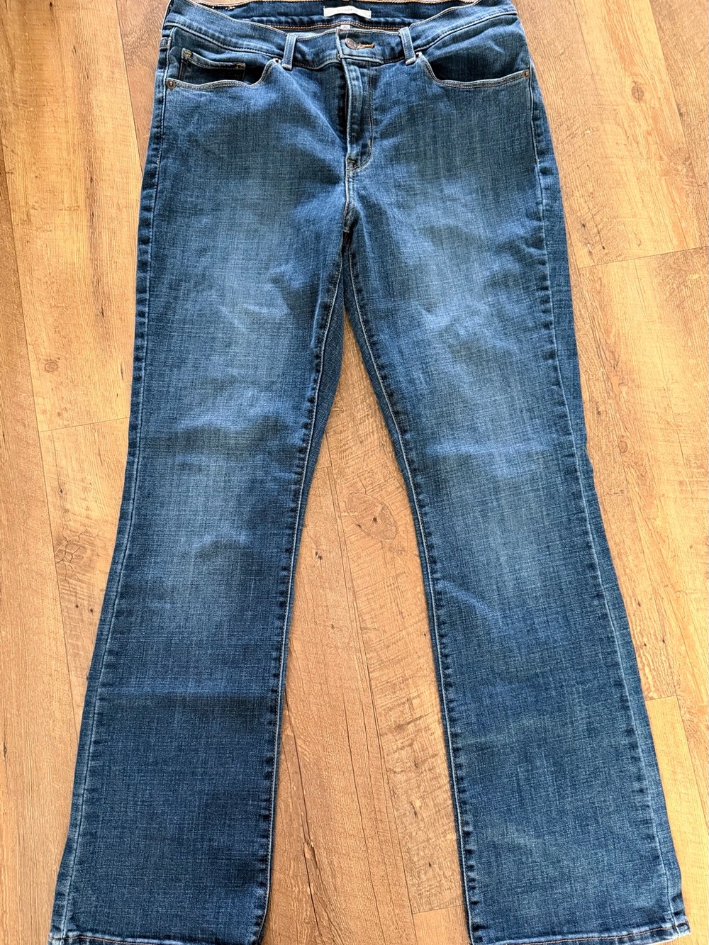 Levi's Classic Bootcut Jeans Medium Wash Size 10 (30)
